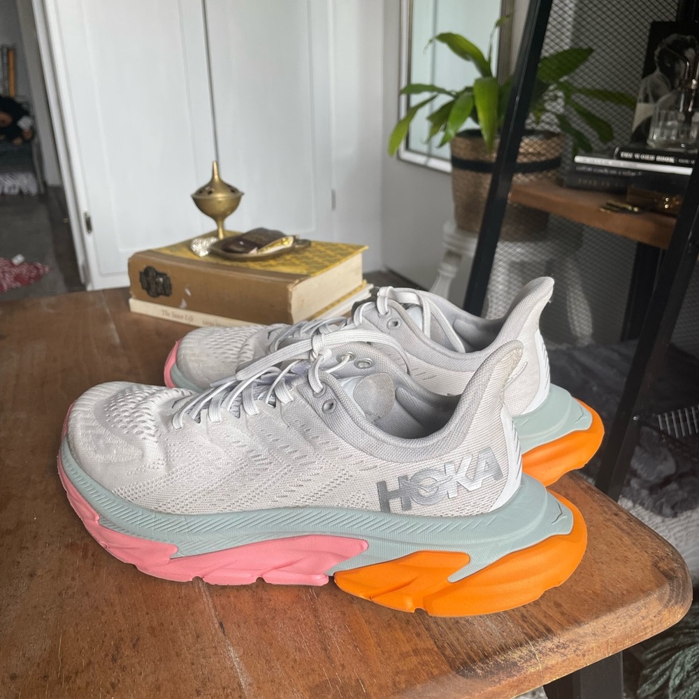 Hoka Clifton Edge- Womens